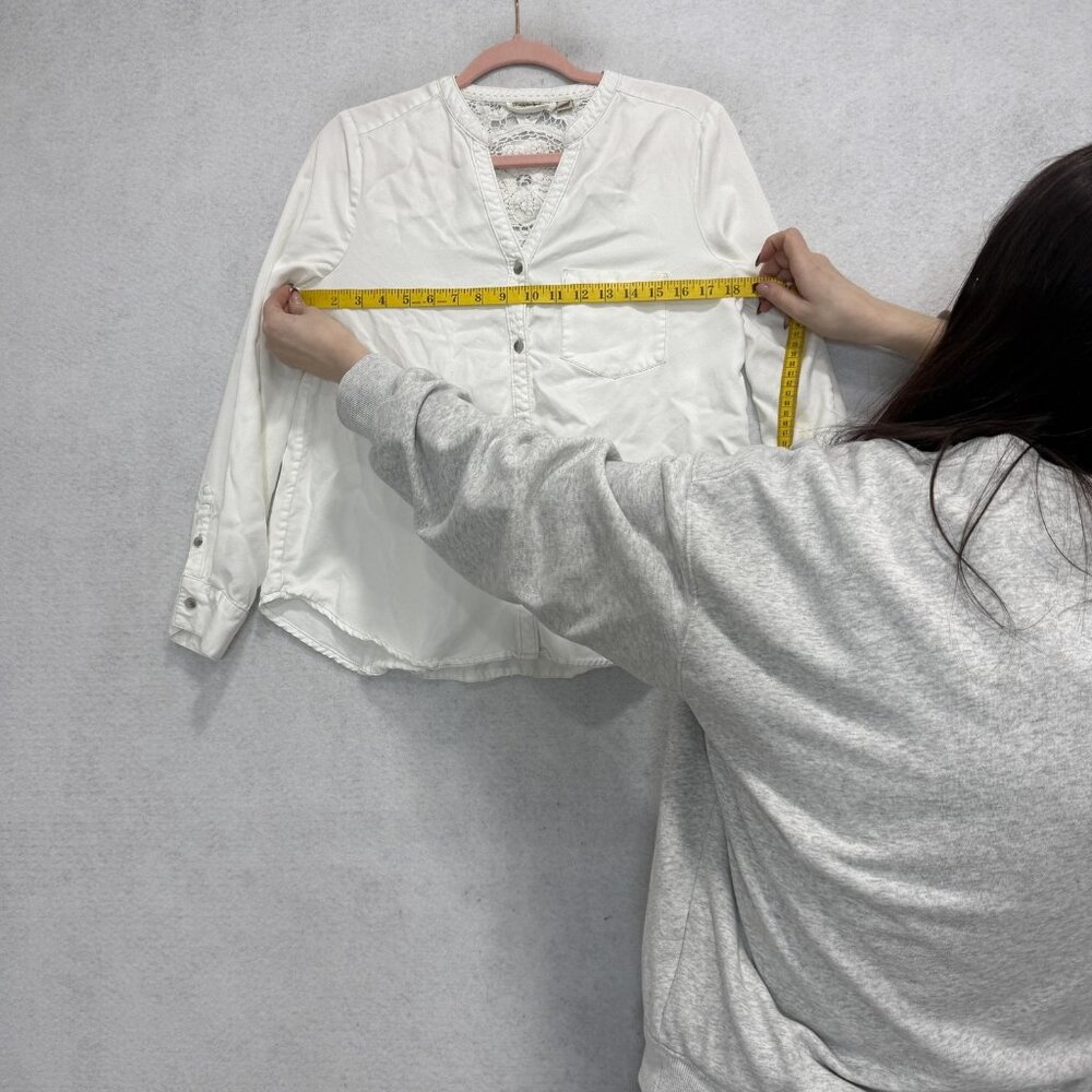 Holding Horses Blouse Womens Small White Button Up Crochet Lace Long Sleeve Top - Picture 5 of 9